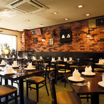 デヴィ コーナー