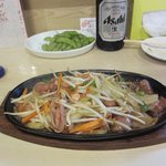 居酒屋　おかあさん - ホルモン炒め