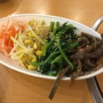 万宝家 - ナムルの盛り合わせ（￥650）