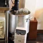 らぁ麺 飛鶏 - 店内