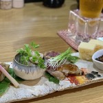 手打ち蕎麦・鮨 いまふく - 鱧の子にこごり、鱧の肝、マグロの頬肉のたたき、鴨のコンフィ、あじの西京焼き 