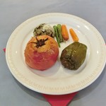 B Tomato pepper stuffed with meat and rice