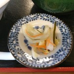 福祉センター食堂 - ラーメンセットの漬け物