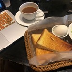 倉式珈琲店 札幌中島公園店 - 