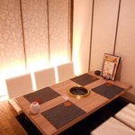 精肉問屋直営焼肉店 やきにくの蔵 - 特別席（6人用）