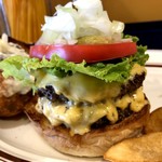 SUN DOVE DINER - スーパーチーズバーガー1650円