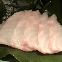 大どころ - ＊大君がカットしながら「これは脂がのりかなり美味しい」と言いながら・・ 出されたのは「立派なあら」、、いつもながら厚切りですし脂がのっていて、とても美味しい。