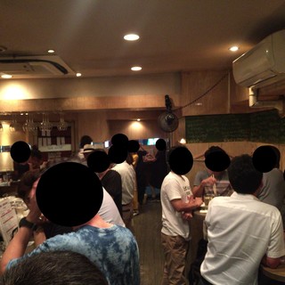 富士屋本店 ワインバー_2