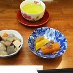 四季菜 益々 - 筑前煮  漬け物２種と南瓜のそぼろ煮