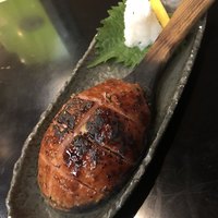 日本橋 やぶ久 - 鴨つくね。高級なソーセージのような味わいでした