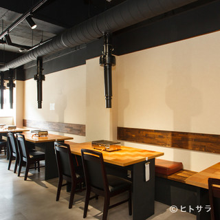 コース料理は4名から。貸切は25名〜40名まで相談可能