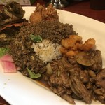 大衆中遊華食堂 八戒 - 蟹出汁麻辣キーマカリィ スペシャル 生ラムのクミン炒めカリィ側から