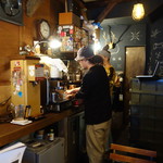 Jipi Ko Hiro Suta - コーヒー淹れてます