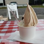 OSTERIAeGELATERIA MARUKIYA - ダブルのカップ(400円)