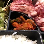 焼肉市場 飯田橋亭 - キムチ