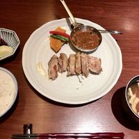 日本料理 花むさし - レディースランチ 彩
                -メイン  御飯  味噌椀  香の物-