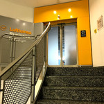 Lufthansa Business Lounge - 