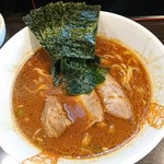 麺屋 優創 - 魚介味噌ラーメン 900円