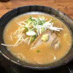 北海道ラーメン　伝丸 - ●濃厚味噌ラーメン680円税込