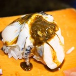 庄ちゃん寿司 - おまかせ5貫にぎり（鮑 肝醤油）