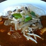 ＣｏＣｏ壱番屋 - 鶏きのこの和風カレー＋エビ煮込み　