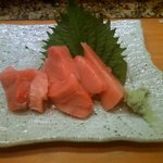 つるべ寿司 - 中トロみたいなヨコ刺身