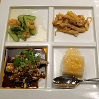 MASA'S KITCHEN 名古屋JRゲートタワー - 前菜４種盛り合わせ