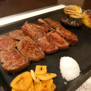 三宮 神戸牛ステーキをランチでリーズナブルに おすすめ5選 食べログまとめ 三宮 神戸牛ステーキをランチでリーズナブルに おすすめ5選 食べログまとめ