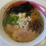 麺や 琥張玖 - 塩らーめんのアップ