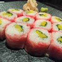 焼肉 にくだらけ - コースの和牛の炙りトロタク寿司。