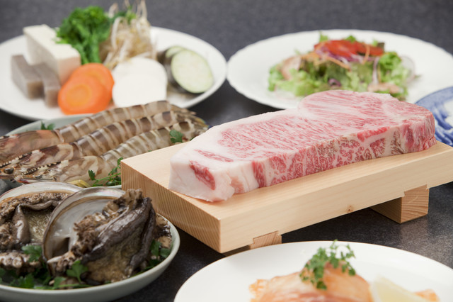 Aburi Niku Kobo Wakkoqu Kitano Sakamoto Ten restaurant in Kobe, Japan
