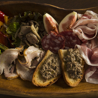 ラ トラットリアッチャ _1