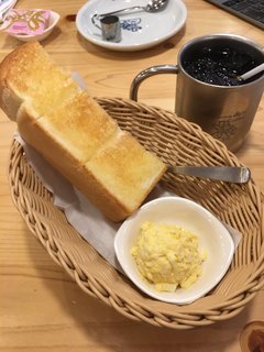 Komeda Kohi Ten - トーストに卵サラダとアイスコーヒー