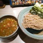 麺屋百式 - ★渡り蟹のつけ麺 880円 蕎麦粉を練り込んだコシのない麺と蟹粉をまぶしただけのスープではこの激戦区で生き残ってはいけない。