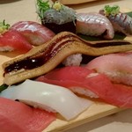 沼津 魚がし鮨 流れ鮨 - 