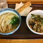 ふる里うどん  - ち、ちょい頼みすぎたかな