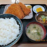 あおき食堂 - あじフライ定食（全景）・納豆（たれ）