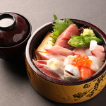 Seafood chirashi Sushi