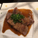 十四番目の月 - 県内産豚のソテー