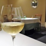 レストラン ロワール フレンチ - シャトー ラコサード サン マルタン