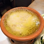 VINSENT - 濃厚なアンチョビソース。