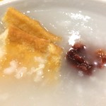 老酒舗 - 腐乳も入れて溶きます。