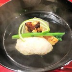 銀座 しのはら - お椀：ズワイガニの真丈と旬の信州松茸