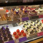 アンリ・シャルパンティエ 池袋東武店