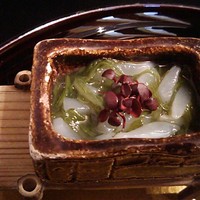 日本料理 大阪 浮橋(ホテルグランヴィア大阪) - ●●雅みやび 9000円 (税サ込)【①先付：鯖雲和え、②椀物：合鴨沢煮、③造り：三種盛り、④八寸：神無月の口取、⑤焼物：甘鯛香味味味、⑥煮物：かれい煮付け、⑦食事：鮭サラダ巻き、⑧止椀：合わせ味噌仕、⑨木の実：季節の木】 2018年10月