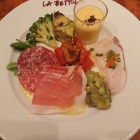  ラ･ベットラ･ダ･オチアイ イケブクロ - ランチコースの前菜。これは美味しい