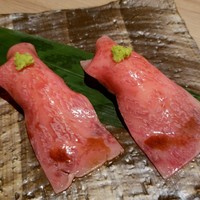 近江うし 焼肉 にくTATSU 青山本店 - 