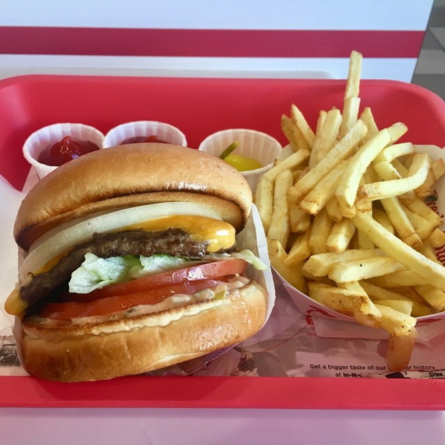 IN-N-OUT BURGER usdm 激レア