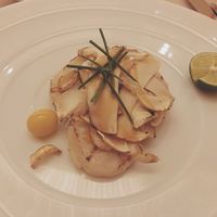 クイーン・アリス 横浜店 - 温前菜  帆立と松茸の香り焼き  柚子風味