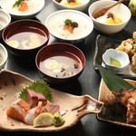 【ワンドリンク付】京を満喫！季節野菜の天ぷらや鮮魚の3点盛りなど『箱盛り御膳